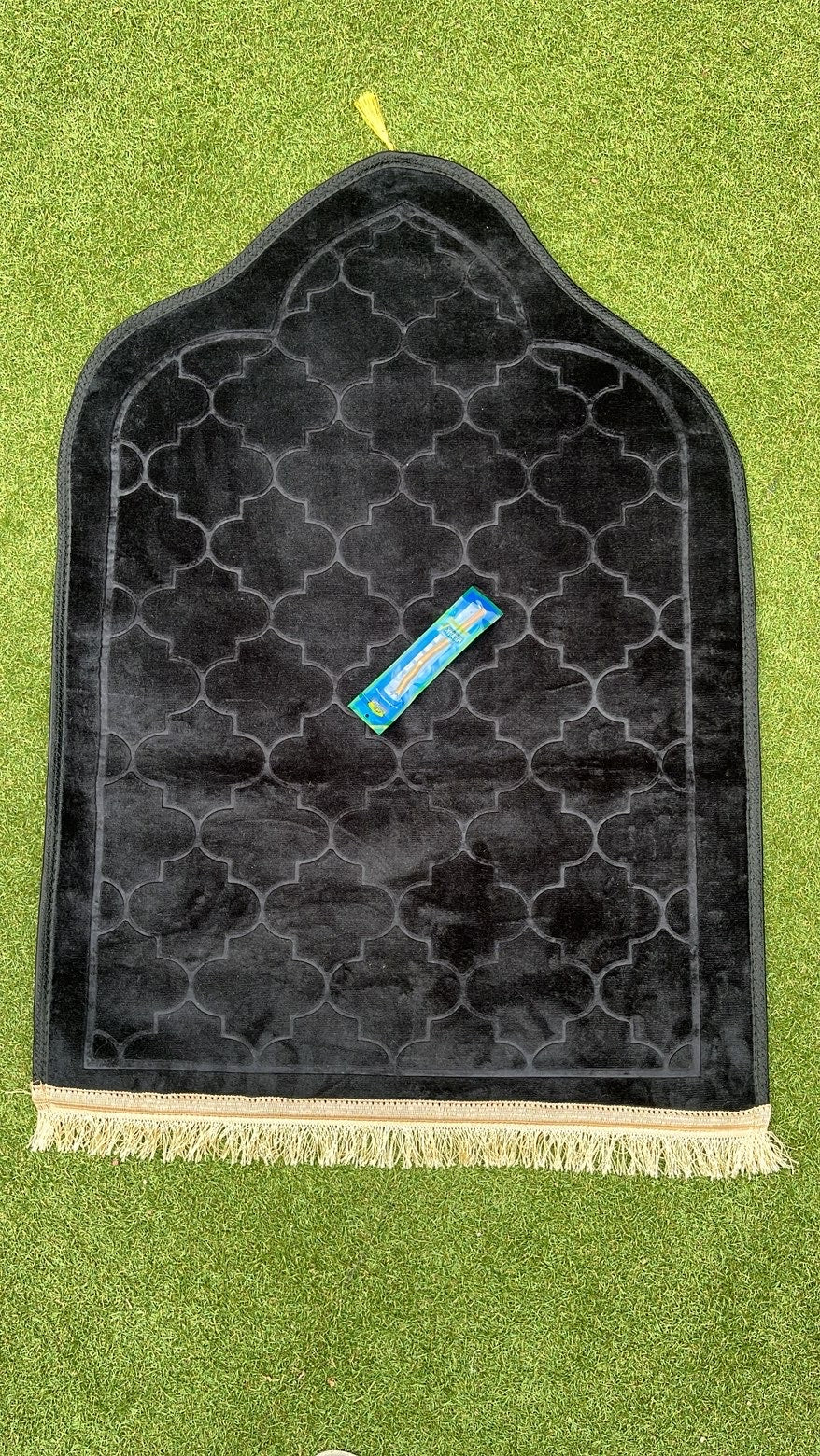 Tapis de prière haut de gamme velours noir - Siwak offert